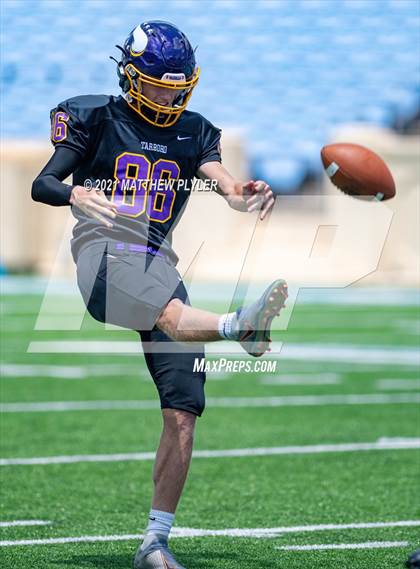 Thumbnail 1 in Tarboro vs. East Surry (1 of 2 - NCHSAA 1AA Final - the Game) photogallery.