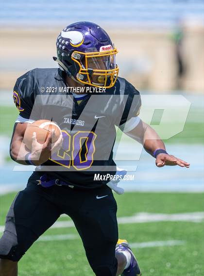 Thumbnail 3 in Tarboro vs. East Surry (1 of 2 - NCHSAA 1AA Final - the Game) photogallery.