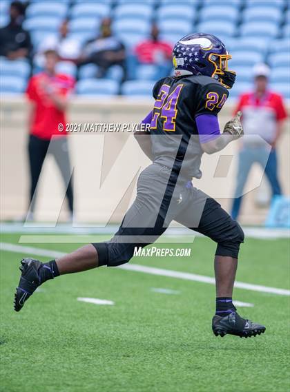 Thumbnail 2 in Tarboro vs. East Surry (1 of 2 - NCHSAA 1AA Final - the Game) photogallery.