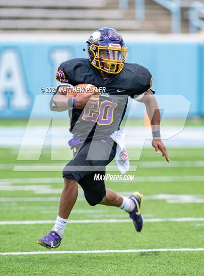Thumbnail 2 in Tarboro vs. East Surry (1 of 2 - NCHSAA 1AA Final - the Game) photogallery.