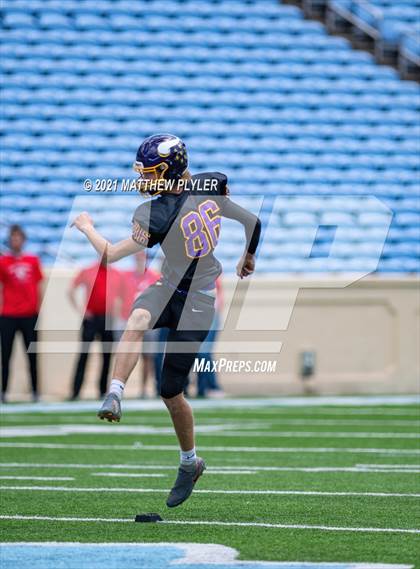 Thumbnail 3 in Tarboro vs. East Surry (1 of 2 - NCHSAA 1AA Final - the Game) photogallery.