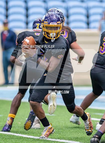 Thumbnail 2 in Tarboro vs. East Surry (1 of 2 - NCHSAA 1AA Final - the Game) photogallery.