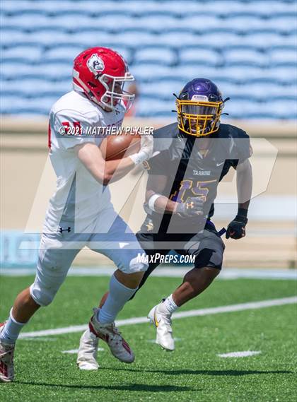 Thumbnail 2 in Tarboro vs. East Surry (1 of 2 - NCHSAA 1AA Final - the Game) photogallery.