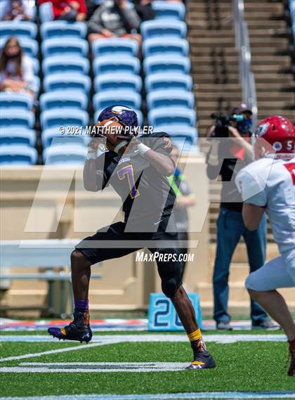 Thumbnail 1 in Tarboro vs. East Surry (1 of 2 - NCHSAA 1AA Final - the Game) photogallery.