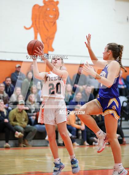 Thumbnail 2 in Falmouth @ Gardiner (Scrimmage) photogallery.