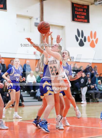 Thumbnail 1 in Falmouth @ Gardiner (Scrimmage) photogallery.