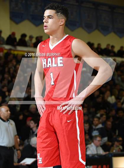Thumbnail 1 in Nathan Hale vs. Central Catholic (Les Schwab Invitational) photogallery.