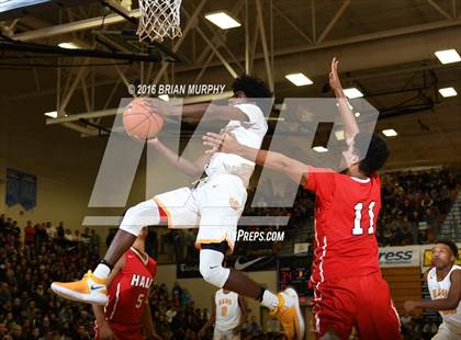 Thumbnail 1 in Nathan Hale vs. Central Catholic (Les Schwab Invitational) photogallery.