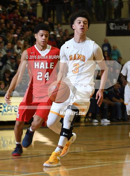 Thumbnail 1 in Nathan Hale vs. Central Catholic (Les Schwab Invitational) photogallery.