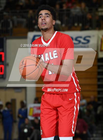 Thumbnail 3 in Nathan Hale vs. Central Catholic (Les Schwab Invitational) photogallery.