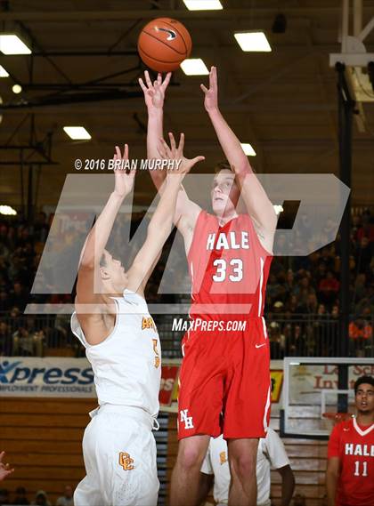 Thumbnail 1 in Nathan Hale vs. Central Catholic (Les Schwab Invitational) photogallery.