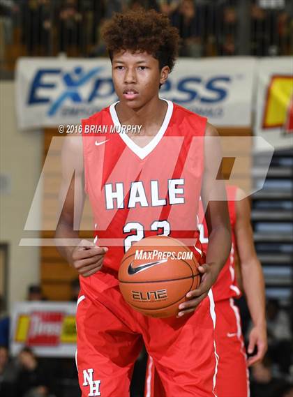 Thumbnail 1 in Nathan Hale vs. Central Catholic (Les Schwab Invitational) photogallery.
