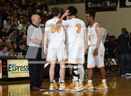 Thumbnail 2 in Nathan Hale vs. Central Catholic (Les Schwab Invitational) photogallery.