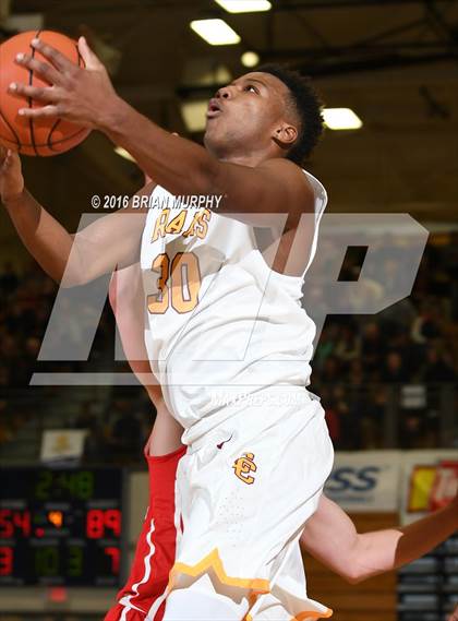Thumbnail 3 in Nathan Hale vs. Central Catholic (Les Schwab Invitational) photogallery.