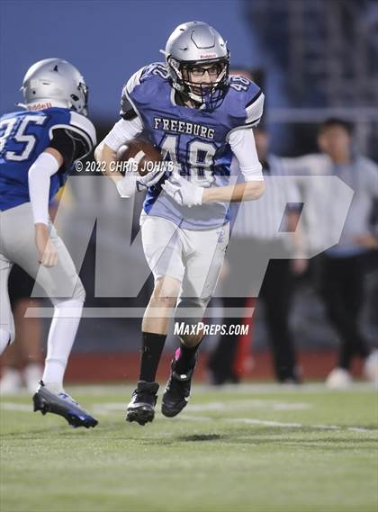 Thumbnail 3 in Salem @ Freeburg photogallery.