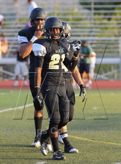 Thumbnail 1 in Granada Hills vs. Golden Valley photogallery.