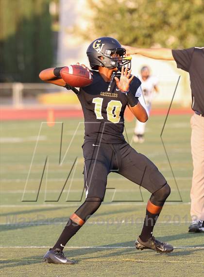 Thumbnail 2 in Granada Hills vs. Golden Valley photogallery.