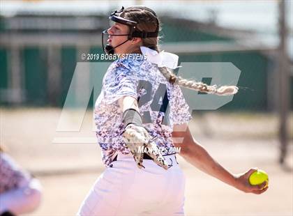 Thumbnail 2 in Valor Christian @ Falcon photogallery.
