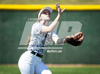 Thumbnail 2 in Valor Christian @ Falcon photogallery.
