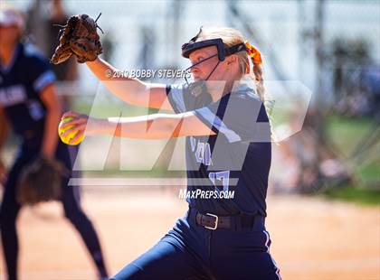 Thumbnail 2 in Valor Christian @ Falcon photogallery.