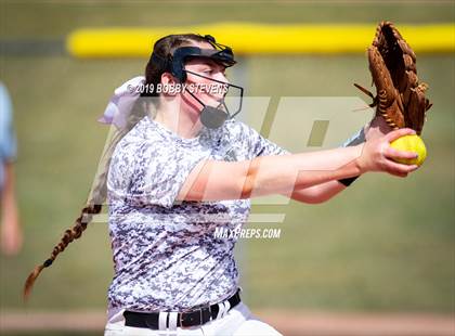 Thumbnail 2 in Valor Christian @ Falcon photogallery.