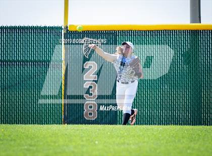 Thumbnail 3 in Valor Christian @ Falcon photogallery.