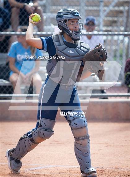 Thumbnail 2 in Valor Christian @ Falcon photogallery.