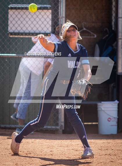 Thumbnail 2 in Valor Christian @ Falcon photogallery.