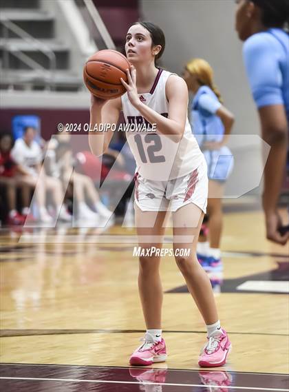 Thumbnail 2 in Emerson vs. Aubrey (Wylie Girls Basketball Showcase) photogallery.