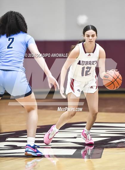 Thumbnail 2 in Emerson vs. Aubrey (Wylie Girls Basketball Showcase) photogallery.