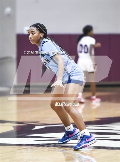 Thumbnail 3 in Emerson vs. Aubrey (Wylie Girls Basketball Showcase) photogallery.