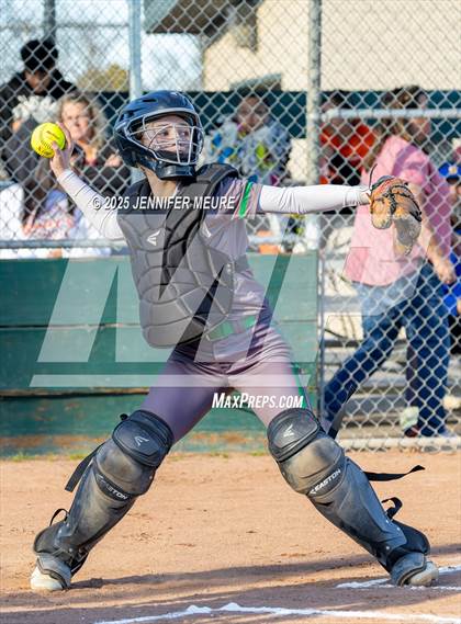 Thumbnail 1 in Merced vs. Sonora photogallery.