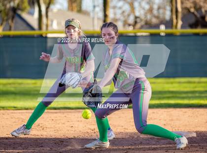 Thumbnail 3 in Merced vs. Sonora photogallery.
