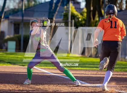 Thumbnail 2 in Merced vs. Sonora photogallery.
