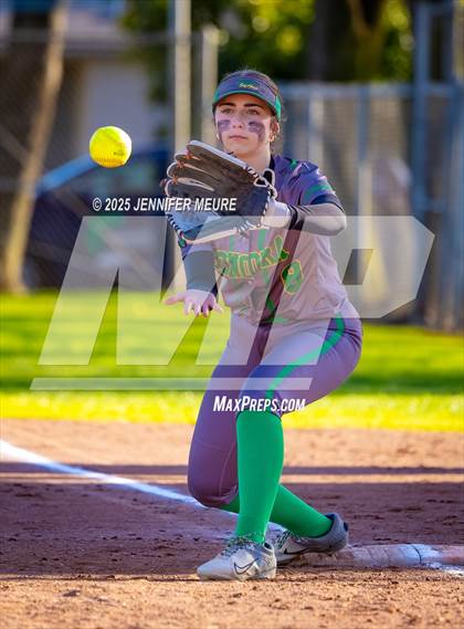 Thumbnail 1 in Merced vs. Sonora photogallery.