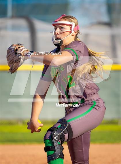 Thumbnail 2 in Merced vs. Sonora photogallery.