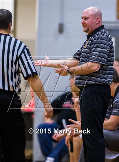 Thumbnail 2 in Osage vs Owensville (Eugene Tournament) photogallery.