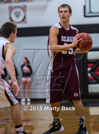 Thumbnail 2 in Osage vs Owensville (Eugene Tournament) photogallery.