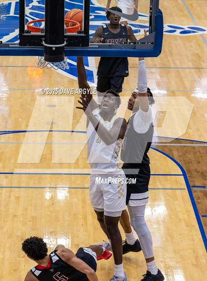 Thumbnail 2 in Veritas Academy vs Utah Prep (Five for the Fight) photogallery.