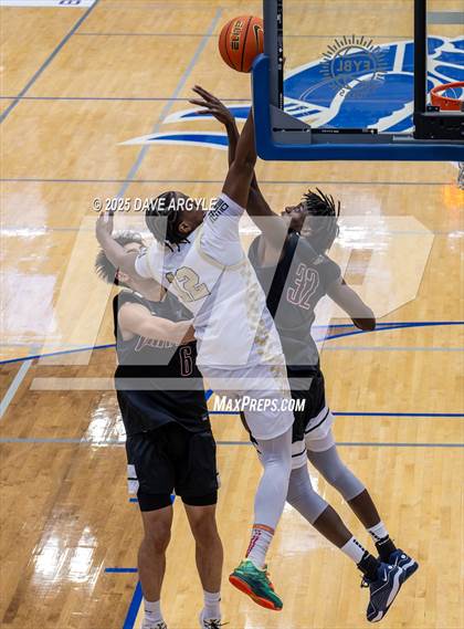 Thumbnail 3 in Veritas Academy vs Utah Prep (Five for the Fight) photogallery.