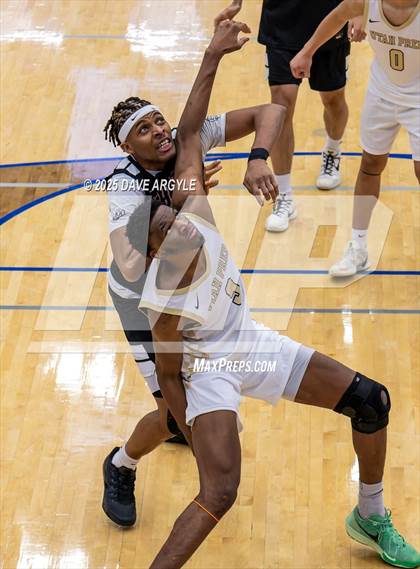 Thumbnail 3 in Veritas Academy vs Utah Prep (Five for the Fight) photogallery.