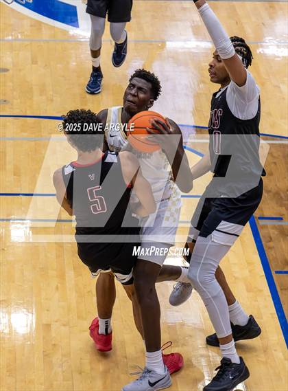 Thumbnail 3 in Veritas Academy vs Utah Prep (Five for the Fight) photogallery.