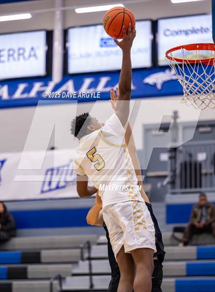 Thumbnail 1 in Veritas Academy vs Utah Prep (Five for the Fight) photogallery.