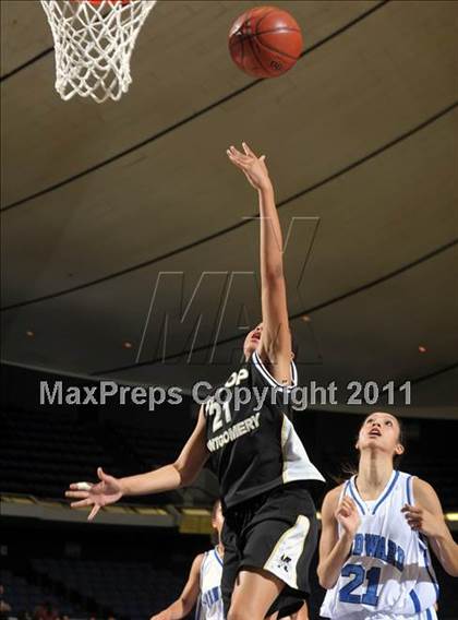Thumbnail 3 in Windward vs. Bishop Montgomery (CIF SS 4AA Final) photogallery.