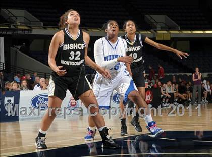 Thumbnail 3 in Windward vs. Bishop Montgomery (CIF SS 4AA Final) photogallery.