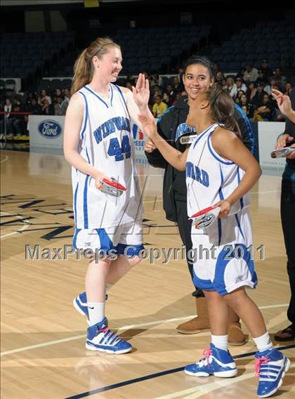 Thumbnail 3 in Windward vs. Bishop Montgomery (CIF SS 4AA Final) photogallery.