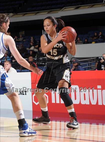Thumbnail 1 in Windward vs. Bishop Montgomery (CIF SS 4AA Final) photogallery.