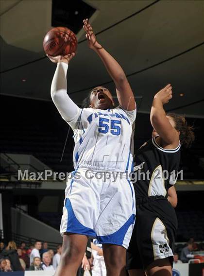 Thumbnail 1 in Windward vs. Bishop Montgomery (CIF SS 4AA Final) photogallery.