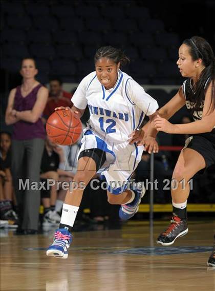 Thumbnail 3 in Windward vs. Bishop Montgomery (CIF SS 4AA Final) photogallery.