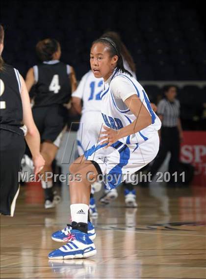 Thumbnail 2 in Windward vs. Bishop Montgomery (CIF SS 4AA Final) photogallery.
